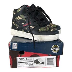 Reebok Heelys Boys Camo High Top Size 1 Sneakers w/ Wheels & Box
